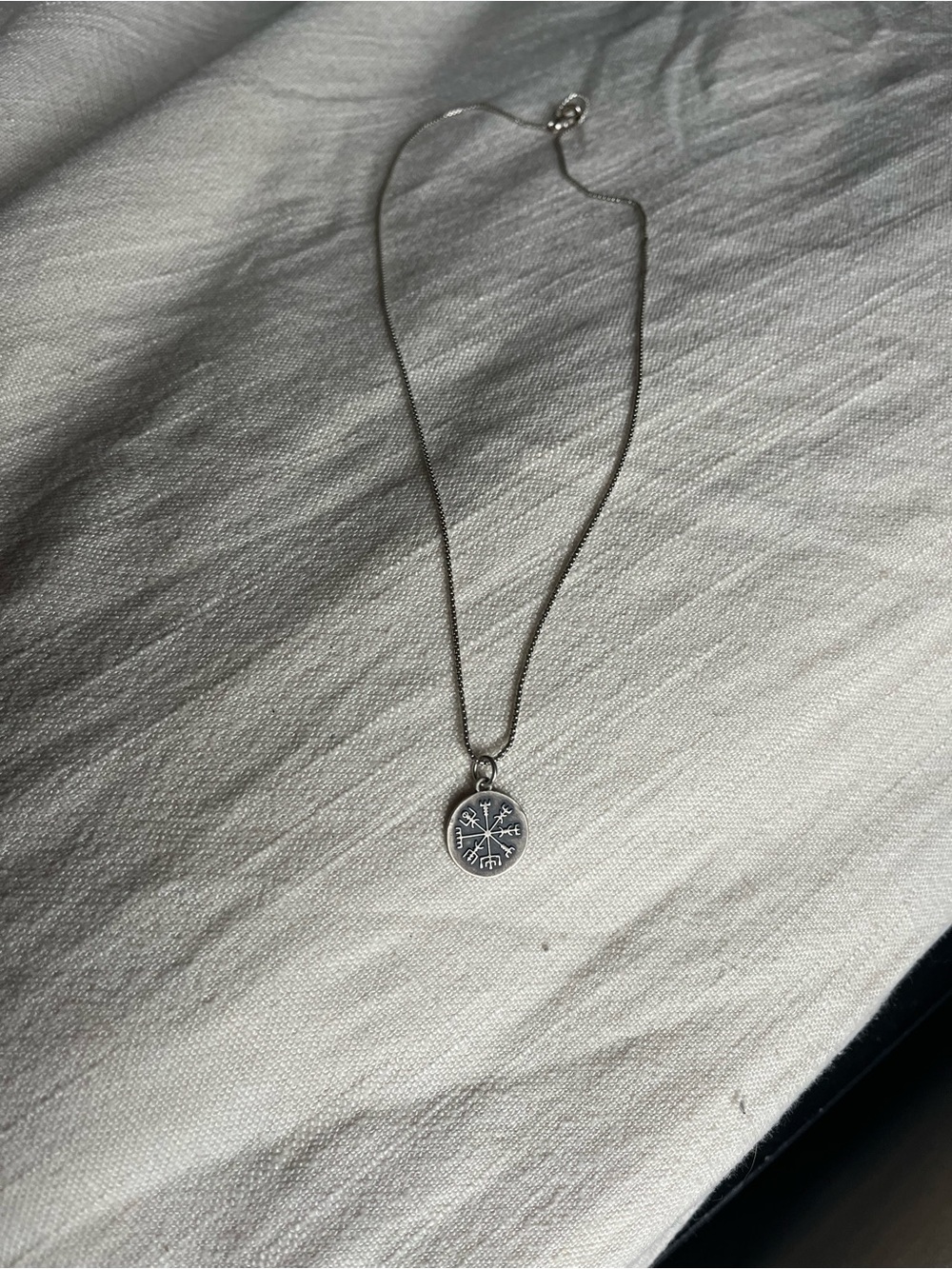 Scott James Jewelry Vegvísir Necklace
